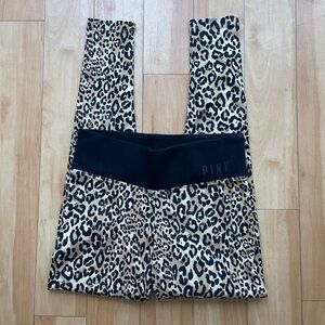 PINK Victoria Secret Cheetah Print Leggings XS